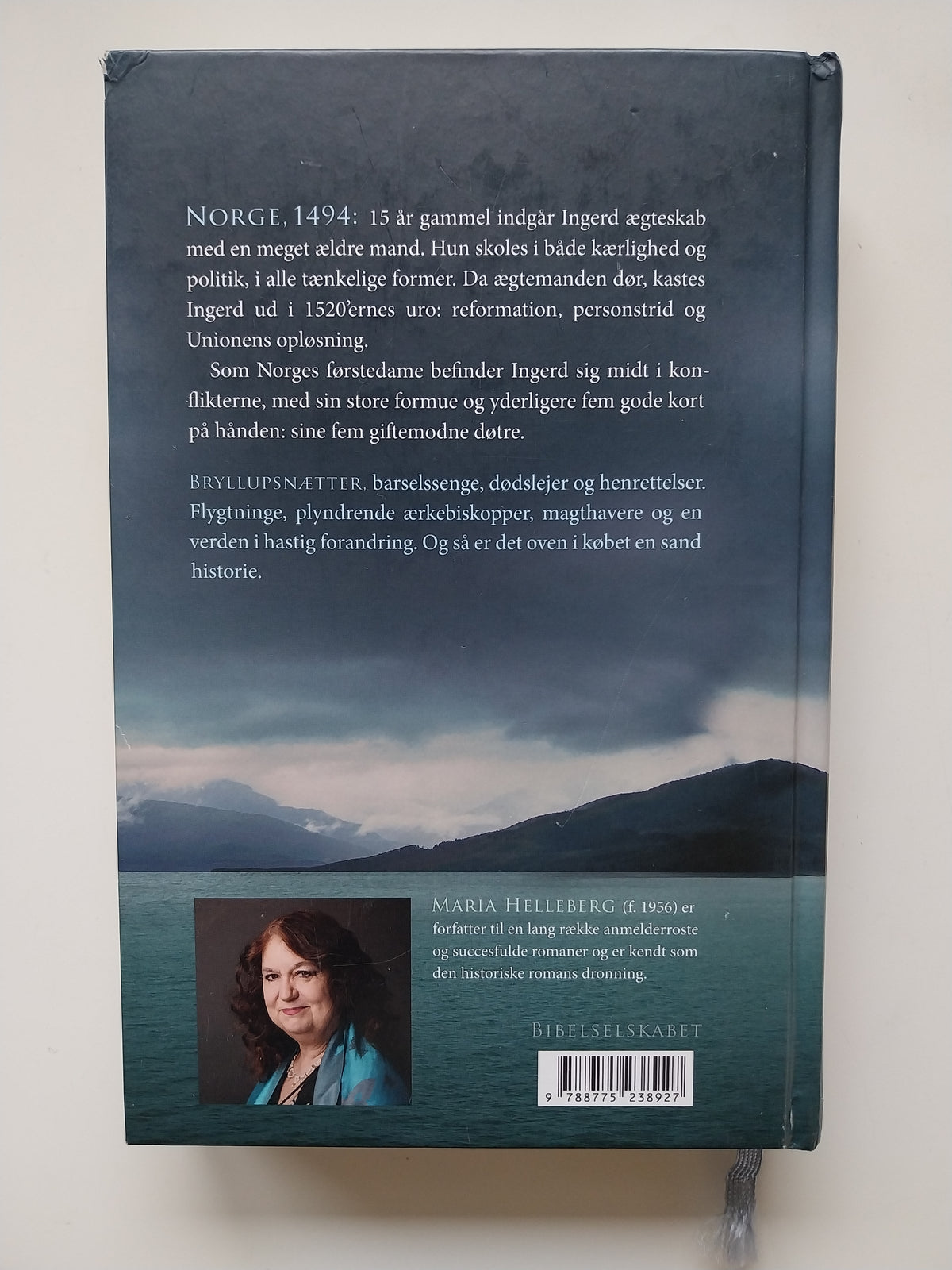 Maria Helleberg - Sommerfugl