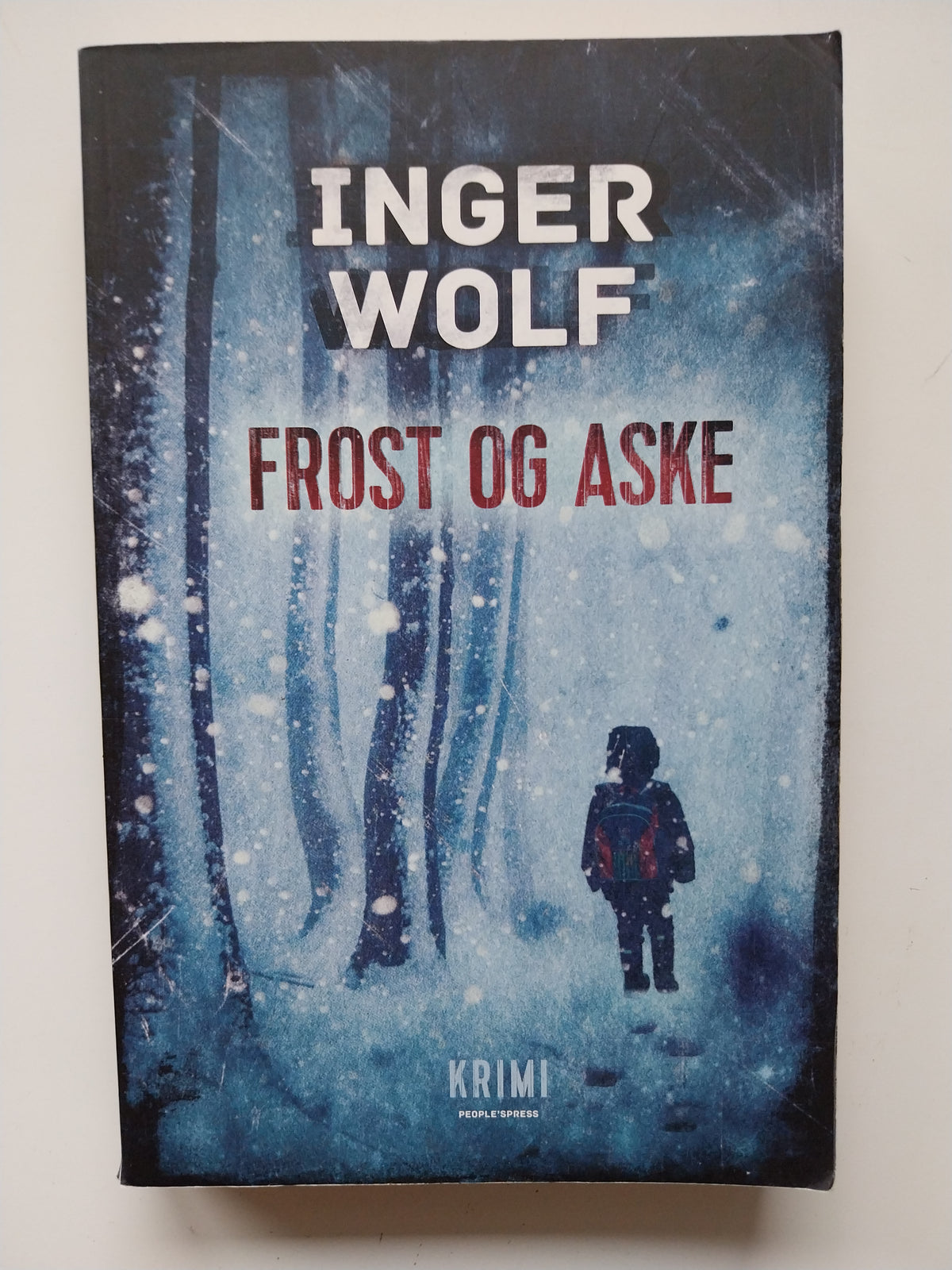 Inger Wolf - Frost og aske