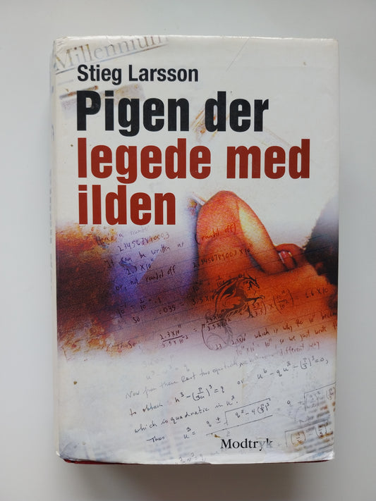 Stieg Larsson - Pigen der legede med ilden